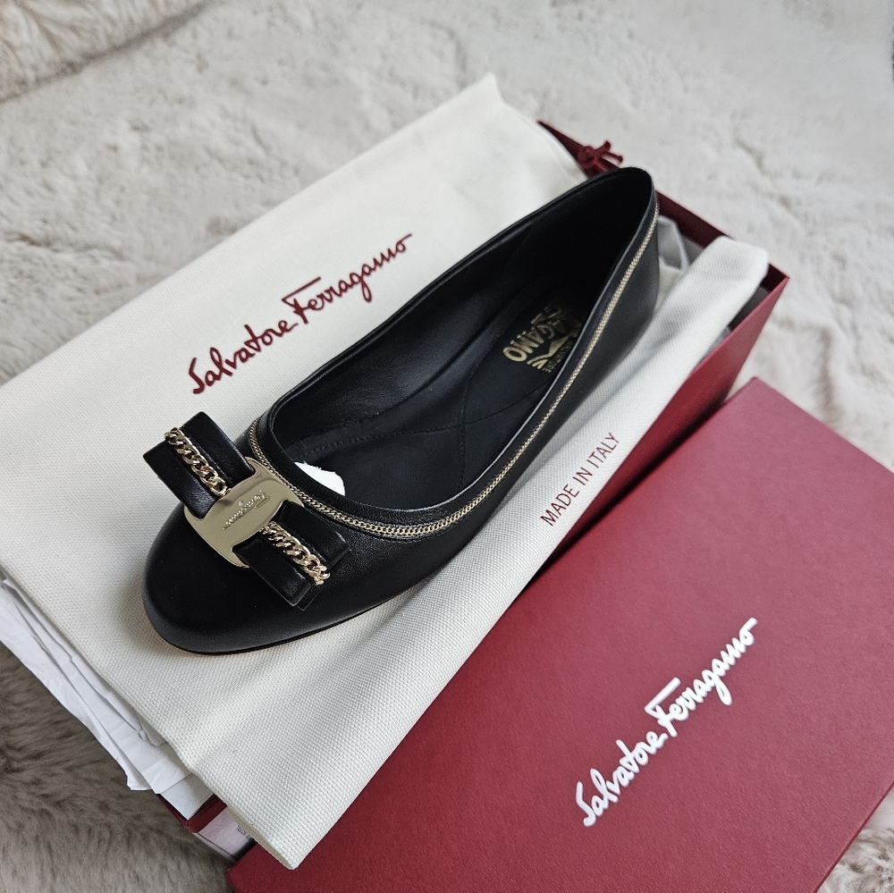 NEW | Ferragamo | Varina Lux 1 Ballet Flats - Black - 6
